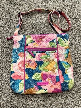 Vera Bradley Floral Superbloom Hipster Crossbody Purse Cottage